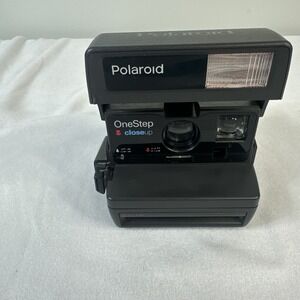 RETRO POLAROID ONE STEP CLOSE UP CAMERA WITH FLASH